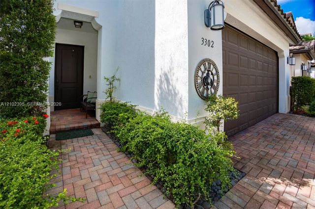 5 of 49 - 3302 W 97th Terrace, Hialeah, FL