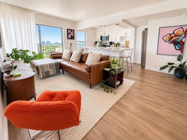 3 of 28 - 1300 Alton Road #10b, Miami Beach, FL