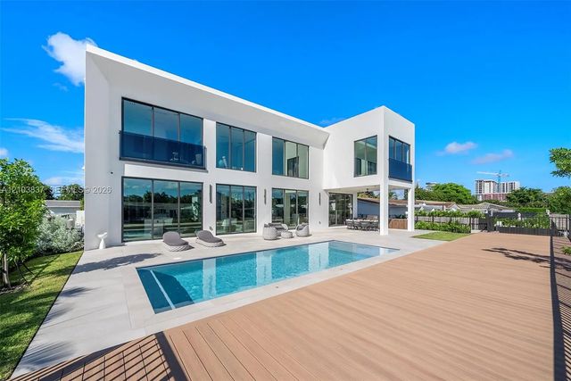 3 of 91 - 2380 Ne 196th Street, Miami, FL
