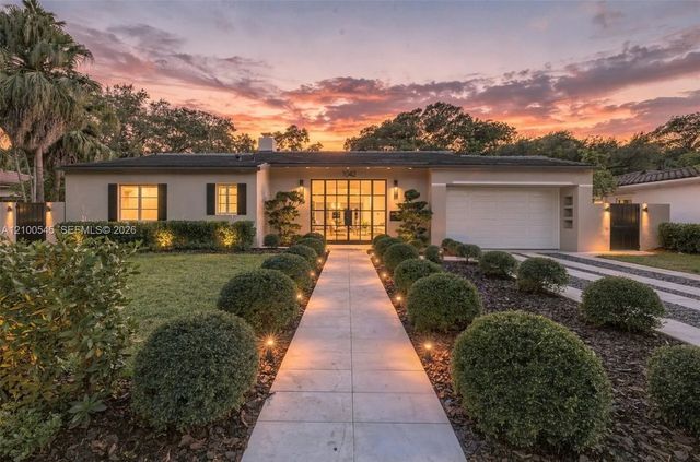 1042 Ne 95th Street, Miami Shores