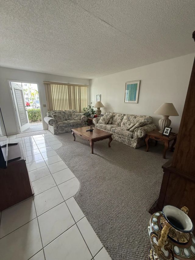 4 of 9 - 1008 Exeter A, Boca Raton, FL