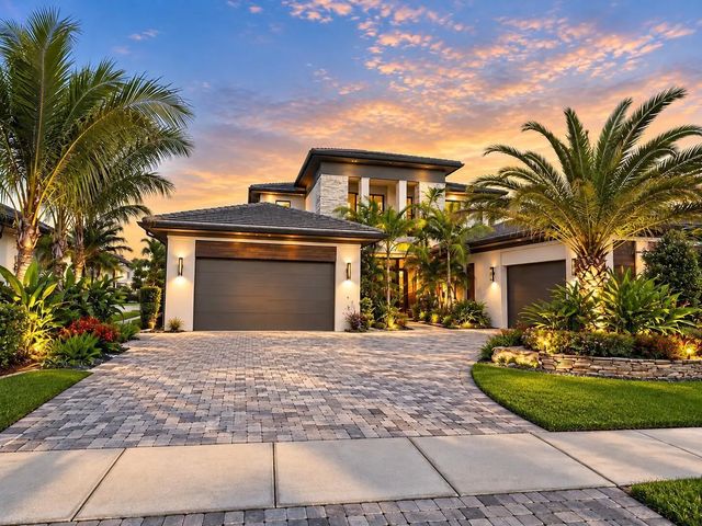 9215 Coral Isles Circle, Palm Beach Gardens
