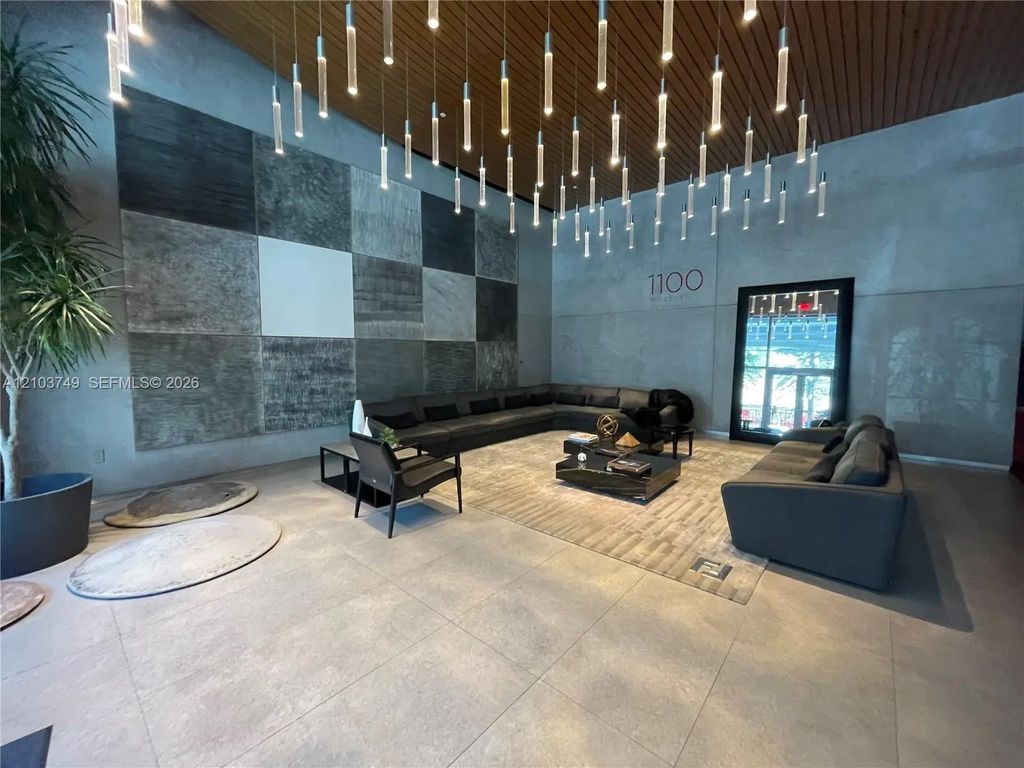 1100 S Miami Avenue #1004, Miami