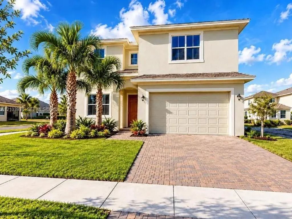 1247 Nw Leonardo Circle, Port St. Lucie