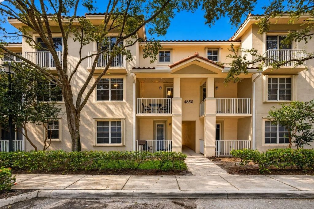 4850 Chancellor Drive #21, Jupiter