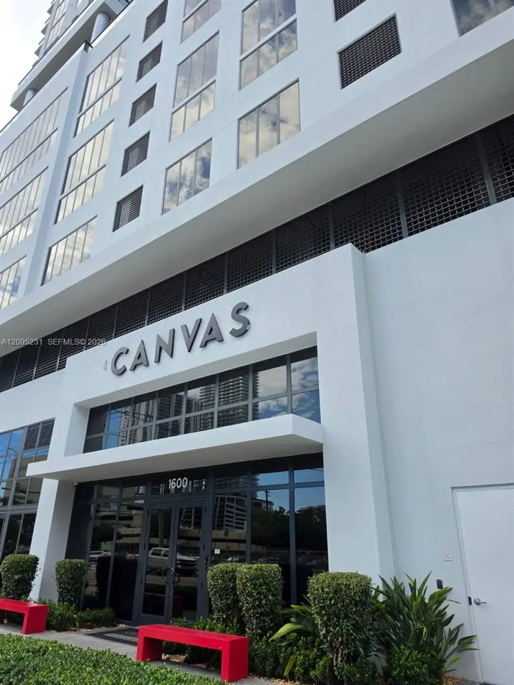 1600 Ne 1st Avenue #1707, Miami