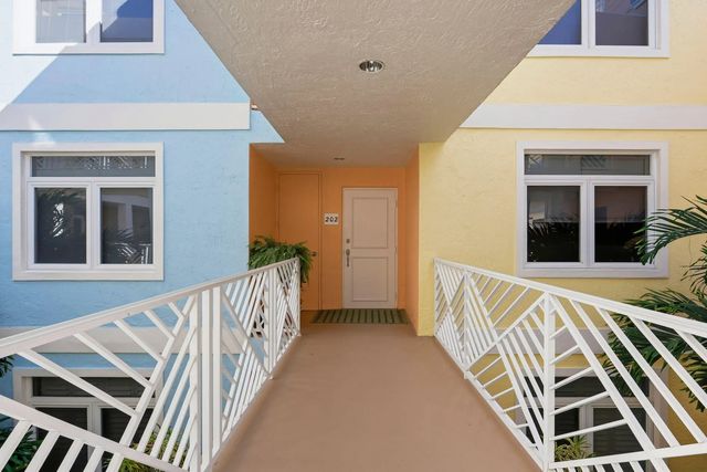 2 of 72 - 309 E Ocean Avenue #202, Lantana, FL