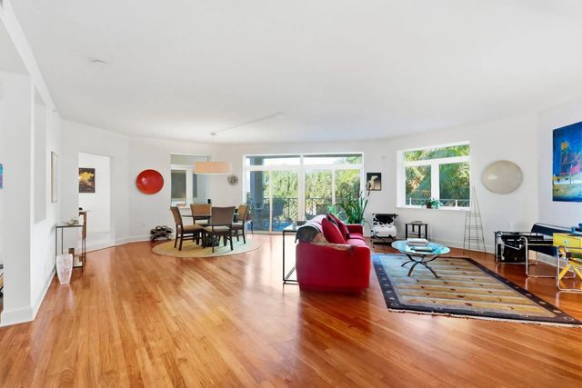 4 of 72 - 309 E Ocean Avenue #202, Lantana, FL