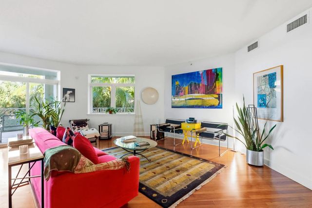5 of 72 - 309 E Ocean Avenue #202, Lantana, FL