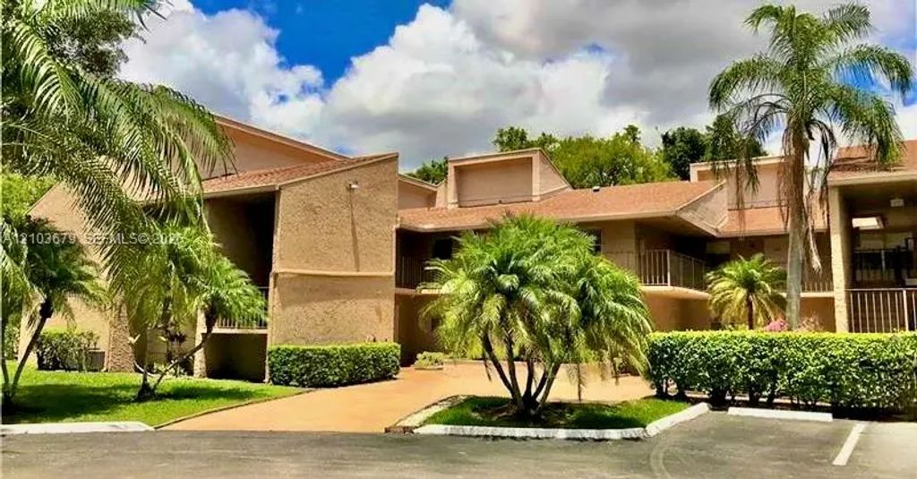 7502 Nw 86th Terrace #202, Tamarac