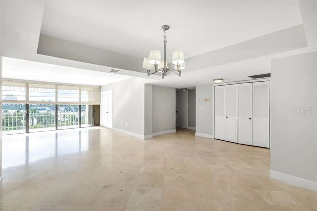 5 of 13 - 2 Grove Isle Drive #b606, Miami, FL