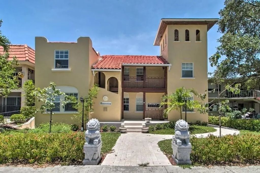 407 S Lakeside Drive #e, Lake Worth Beach