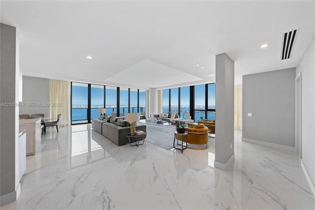 2 of 59 - 3131 Ne 7th Avenue #ph5201, Miami, FL