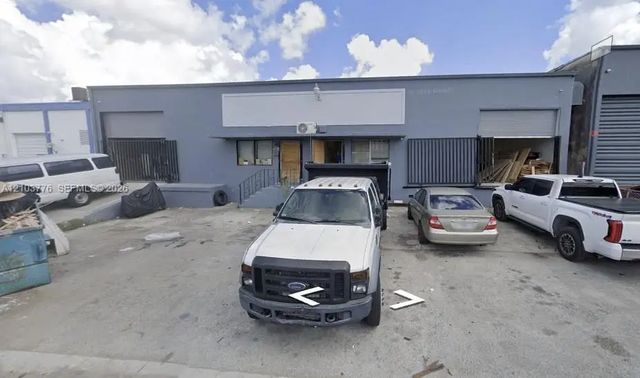 2 of 3 - 4595 E 10th Lane, Hialeah, FL