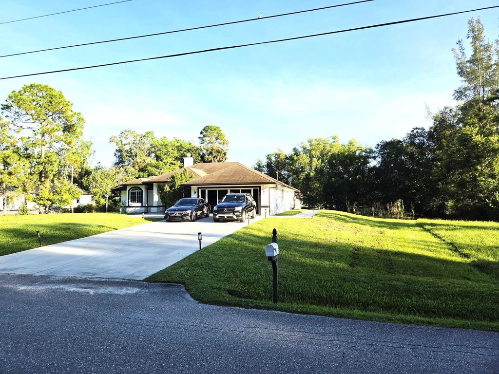17149 W Alan Black Boulevard, The Acreage