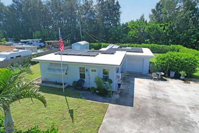 3 of 17 - 2708 Cherokee Court, West Palm Beach, FL