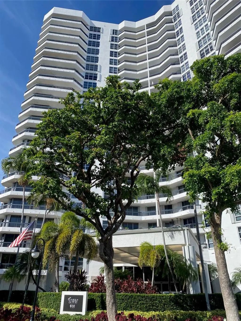 3400 Ne 192nd Street #1711, Aventura