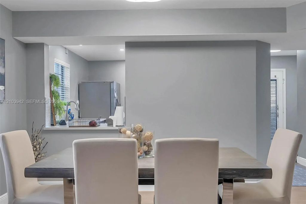 4955 E Sabal Palm Boulevard #111, Tamarac