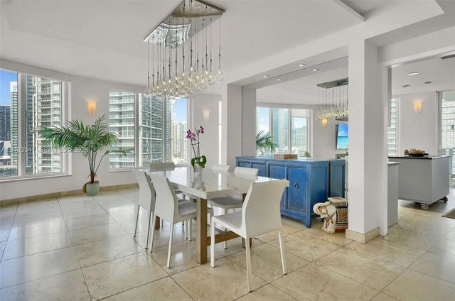 4 of 51 - 901 Brickell Key Boulevard #2204, Miami, FL