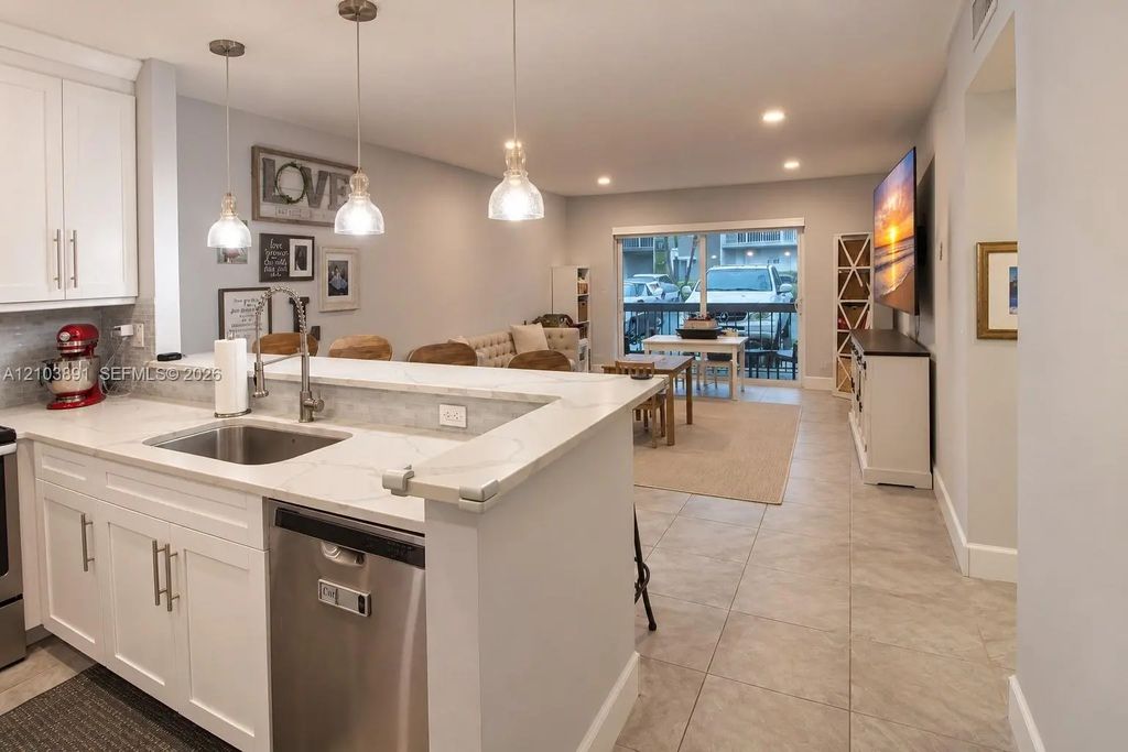 7840 Camino Real #p-110, Miami