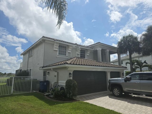 4 of 7 - 2174 Bellcrest Circle, Royal Palm Beach, FL