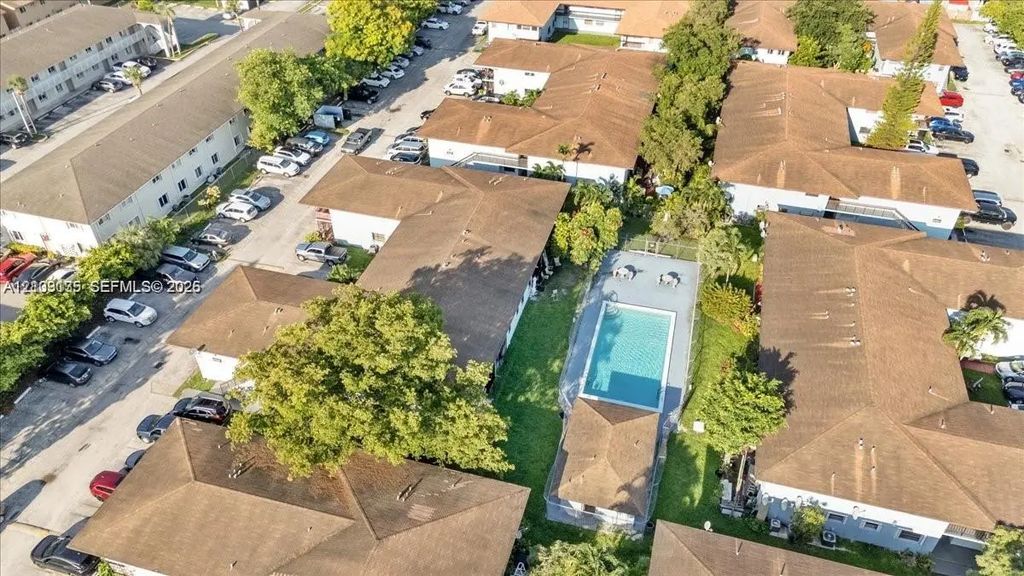 6283 W 24th Avenue #206-2, Hialeah