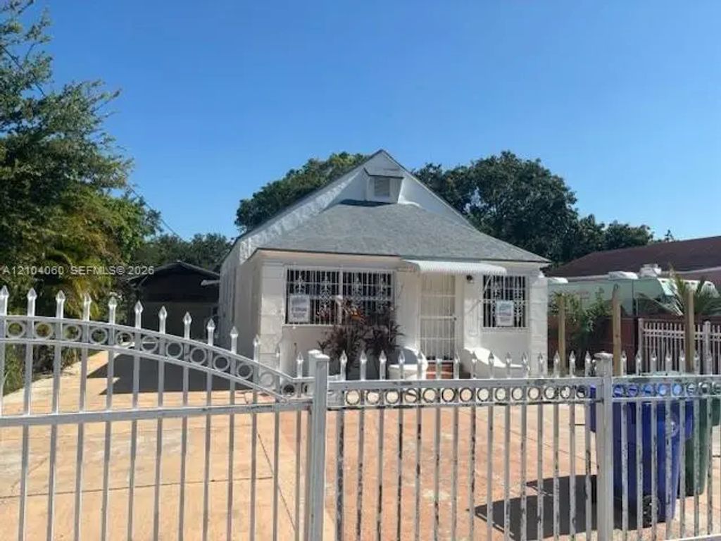34 Nw 69th Street, Miami