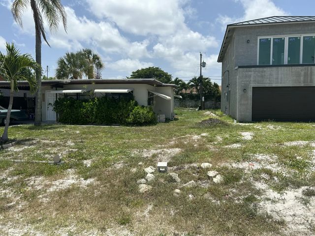 3 of 9 - 7785 Loomis Street, Lake Worth, FL