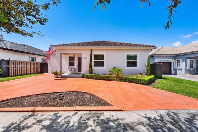 3 of 32 - 14940 Nw 89th Avenue, Miami Lakes, FL