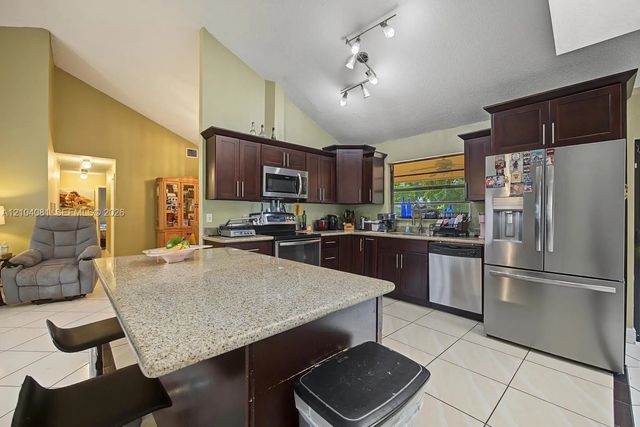 5 of 19 - 28702 Sw 163rd Court, Homestead, FL