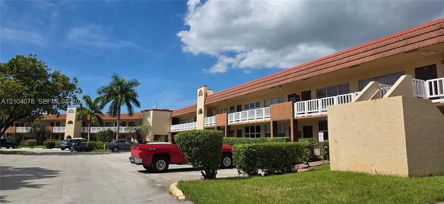 2 of 18 - 8851 Sunrise Lakes Boulevard #213, Sunrise, FL