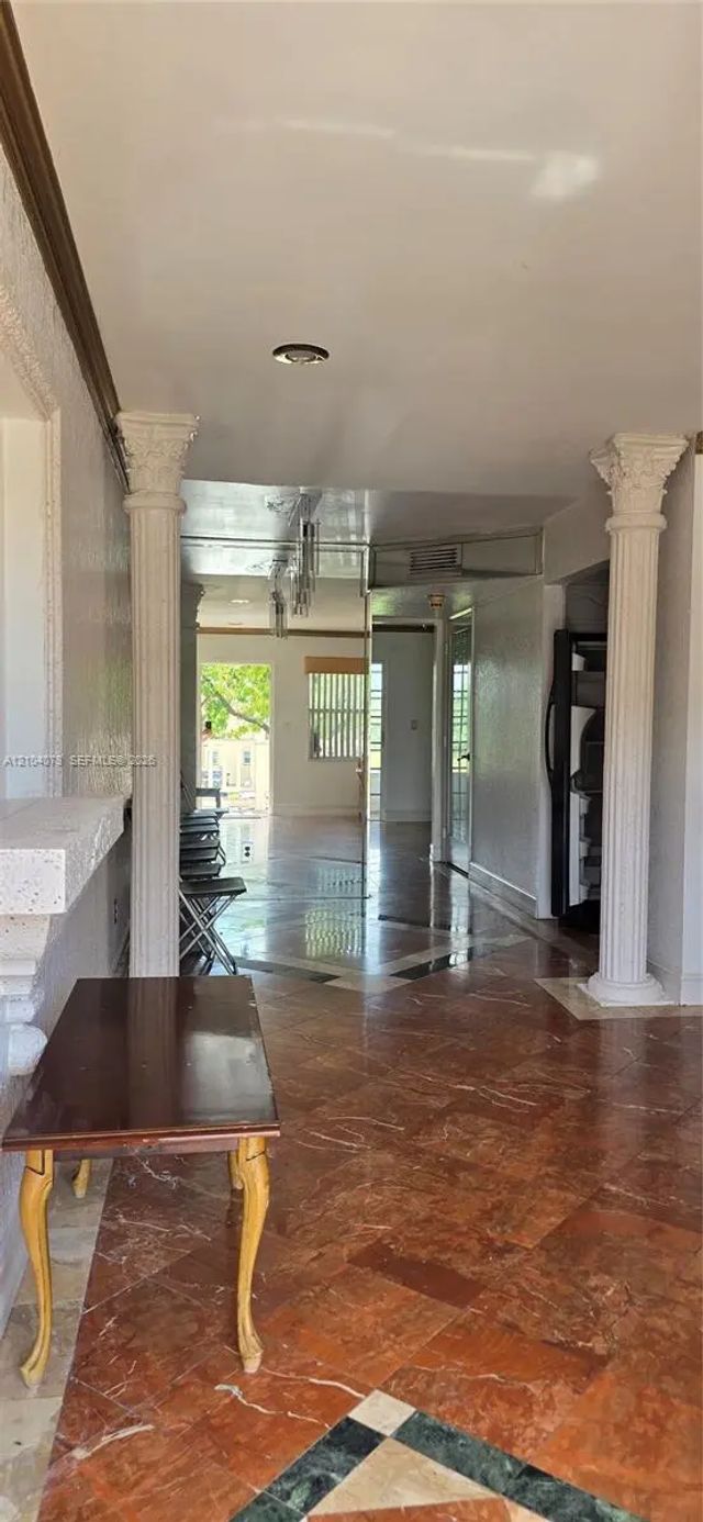 3 of 18 - 8851 Sunrise Lakes Boulevard #213, Sunrise, FL