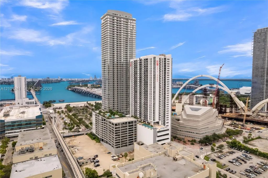 1400 Biscayne #1901, Miami
