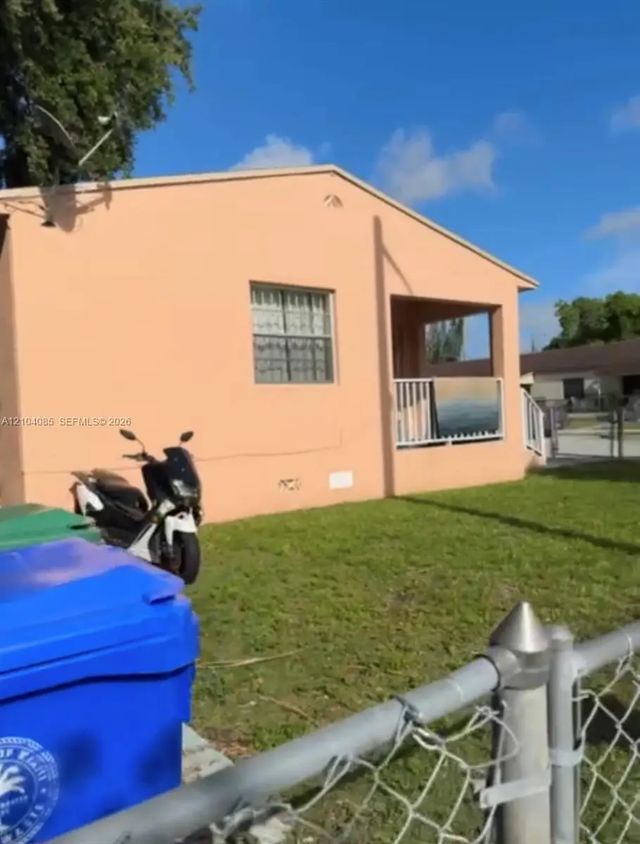 2 of 11 - 261 Nw 67th Street, Miami, FL