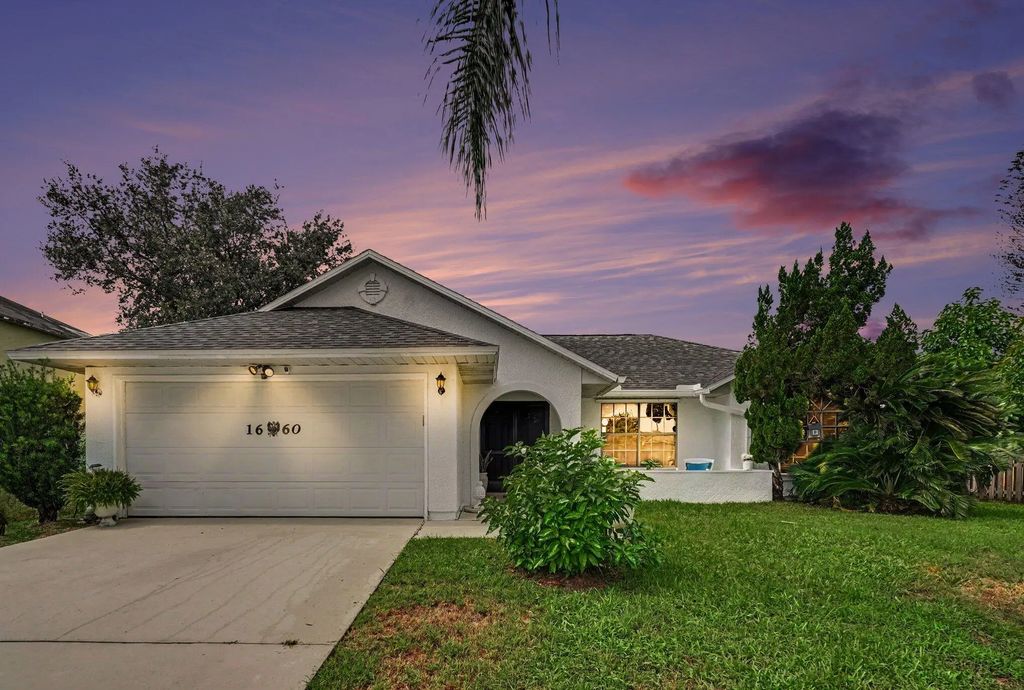1660 Gadsden Avenue Nw, Palm Bay
