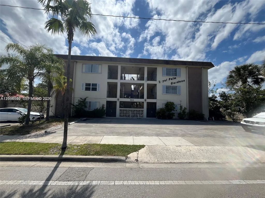 348 S Federal Highway #24, Dania Beach