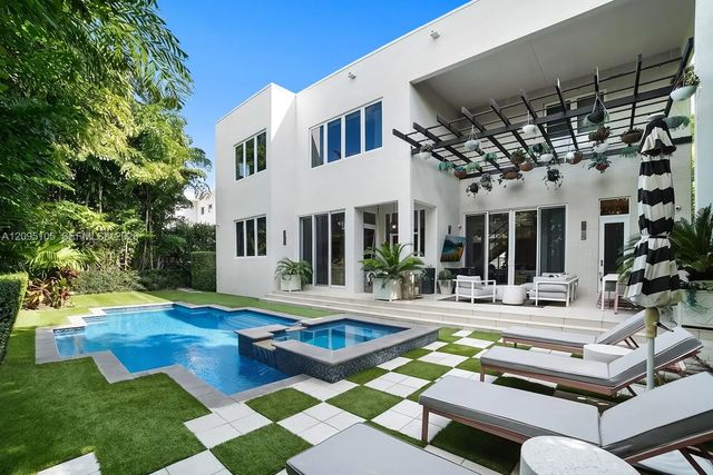 2 of 38 - 737 W 49th Street, Miami Beach, FL
