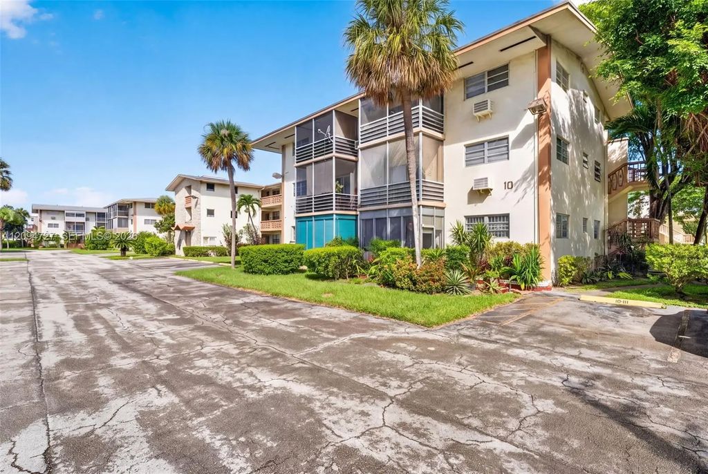 1395 Ne 167th Street #212, Miami