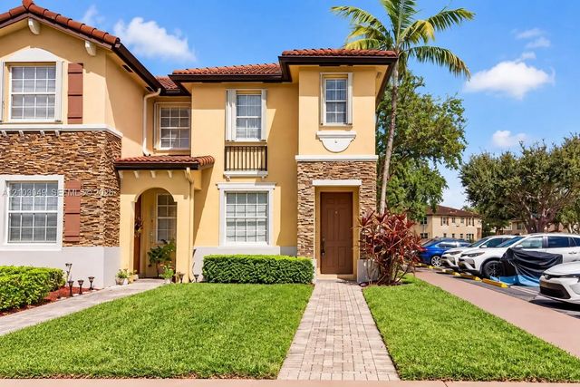 1650 Ne 33rd Road #112-10, Homestead