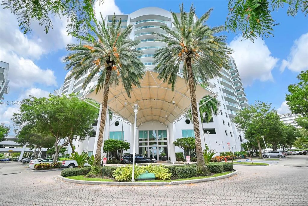 7900 Harbor Island Drive #923, North Bay Village