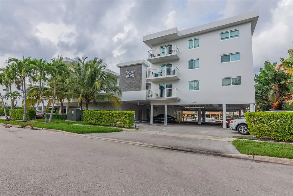 3755 Ne 167th Street #6, North Miami Beach