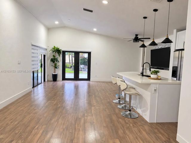 3 of 28 - 17931 Sw 115th Avenue, Miami, FL