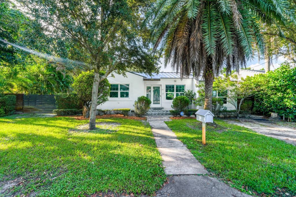 36 Nw 101st Street, Miami Shores