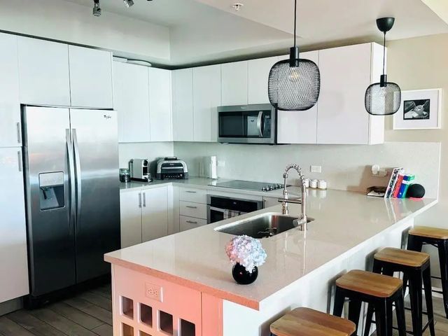 999 Sw 1st Avenue #3313, Miami