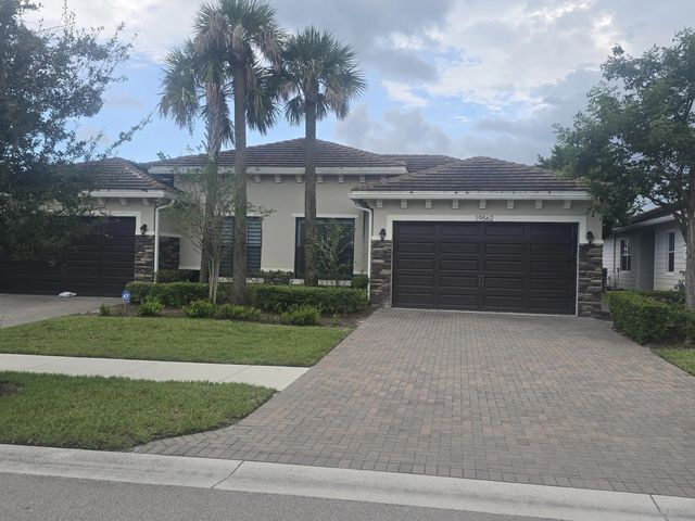 19562 Weathervane Way, Loxahatchee