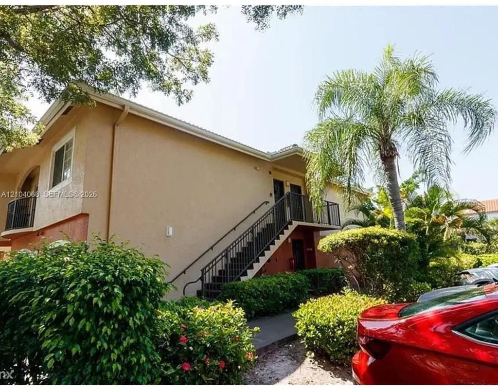 4183 N Haverhill Road #703, West Palm Beach