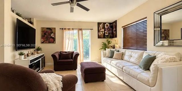 2 of 5 - 2114 E Ridge Circle E, Boynton Beach, FL