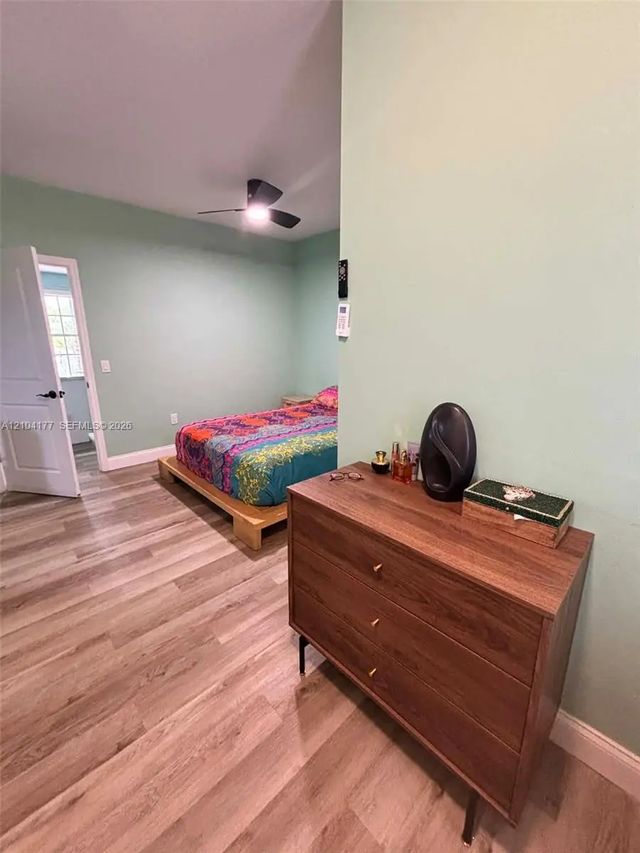 4 of 7 - 1018 Euclid Avenue #2, Miami Beach, FL