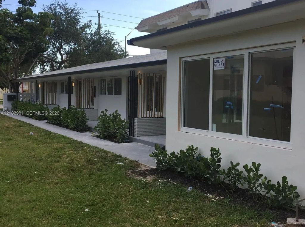 2121 Ne 167th Street #3, North Miami Beach