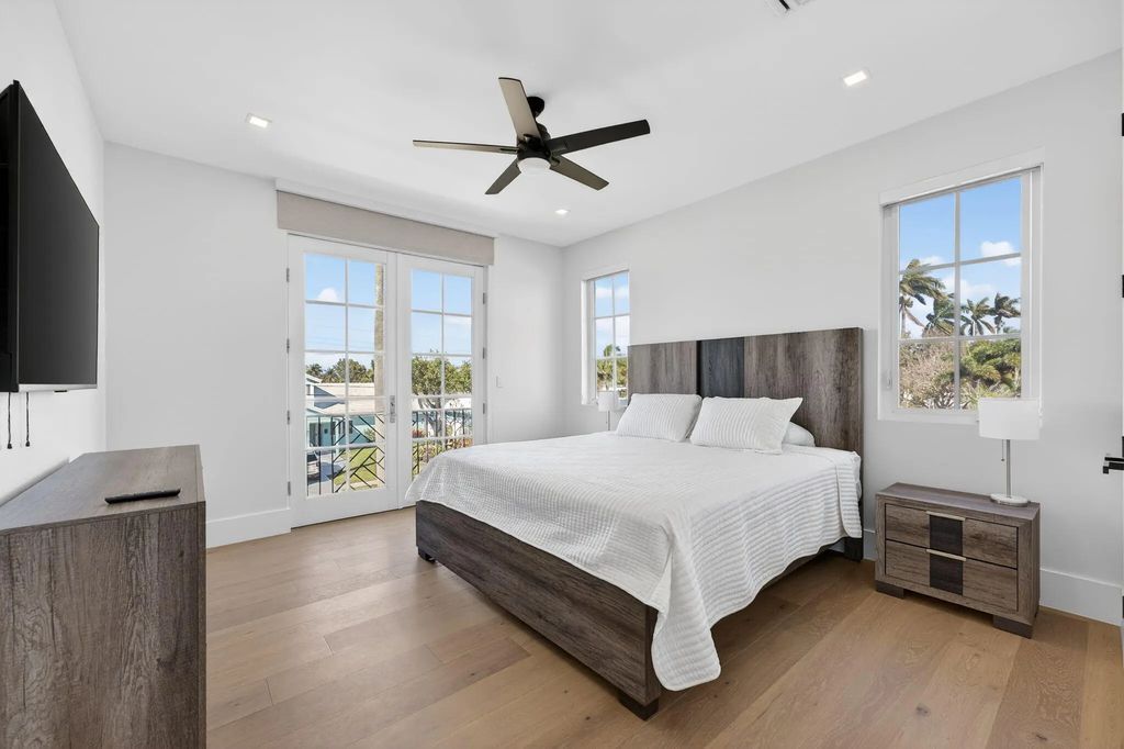 310 Se 9th Court, Pompano Beach